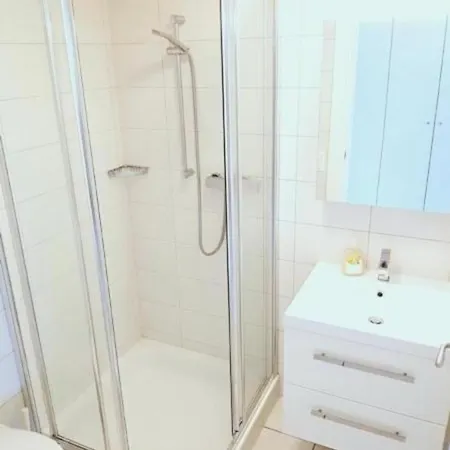 Modern Apt 605 Apartment Locarno